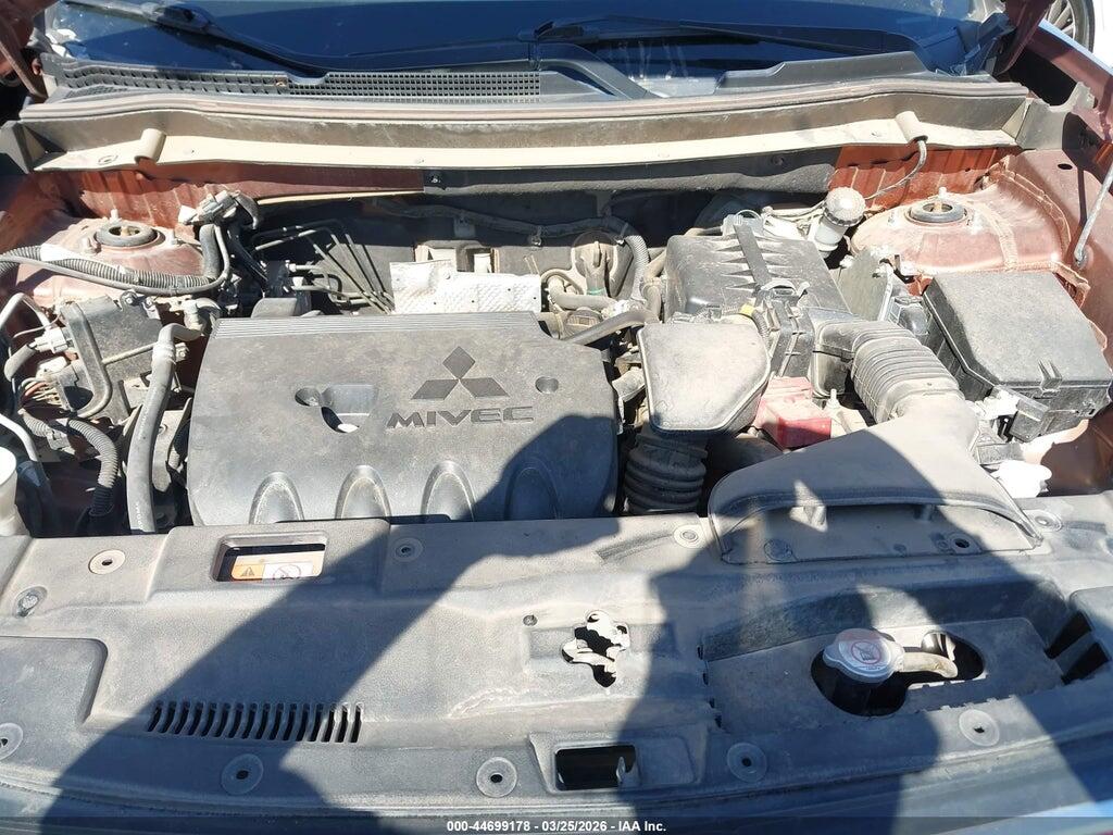 JA4AD3A34EZ012085 2014 MITSUBISHI OUTLANDER photo no. 10