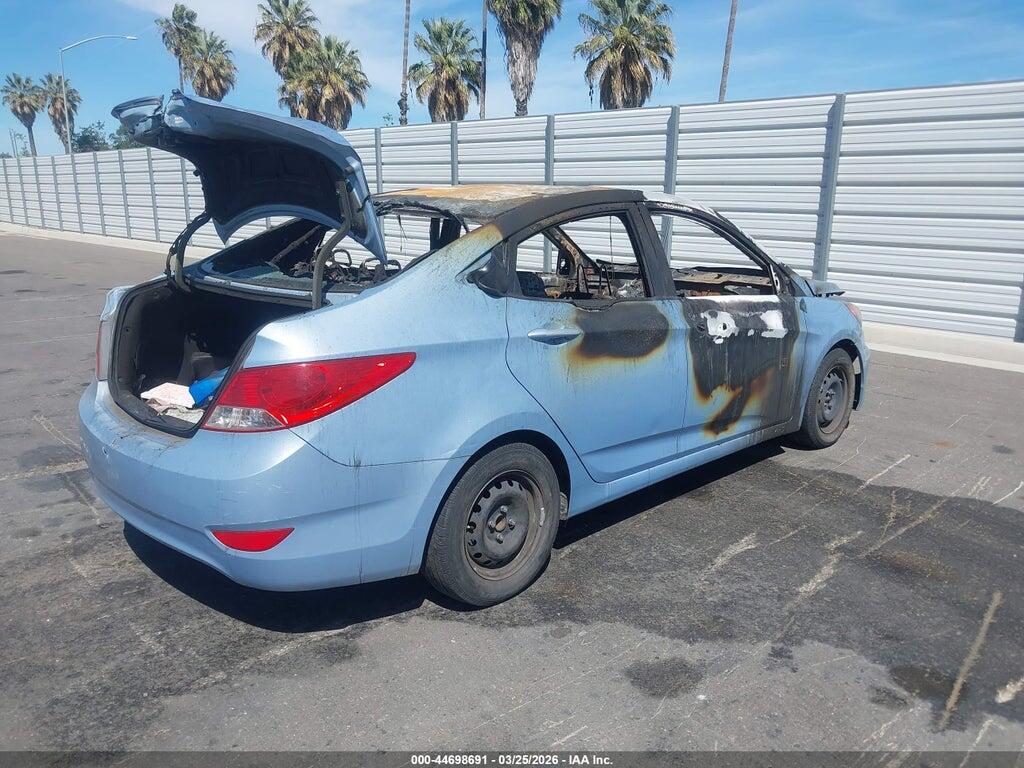 KMHCT4AE0DU481402 2013 HYUNDAI ACCENT photo no. 4
