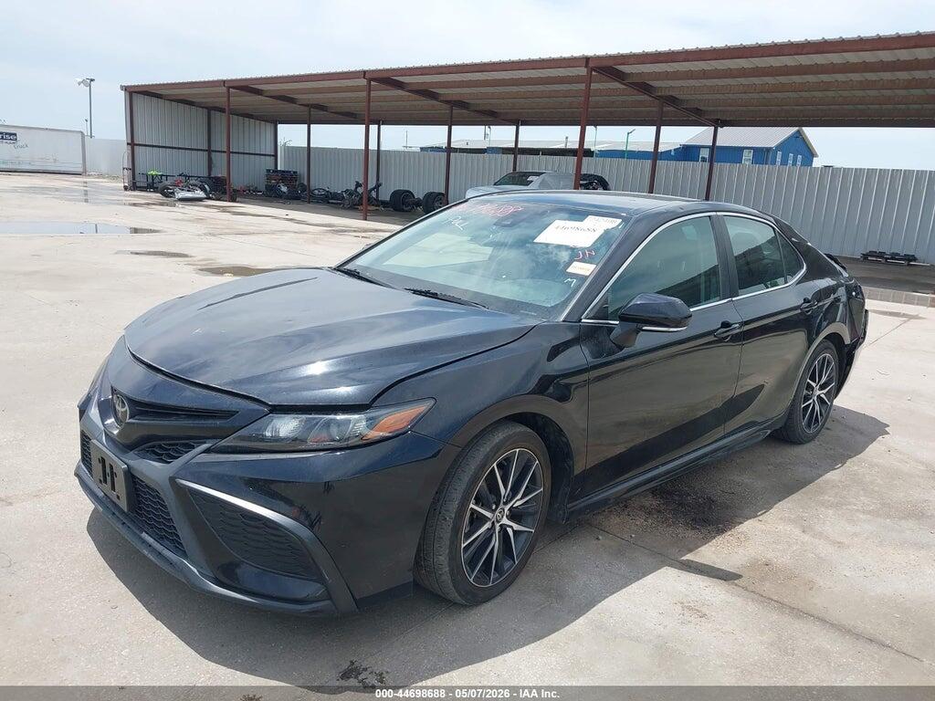 4T1G11AK3NU685446 2022 TOYOTA CAMRY photo no. 2