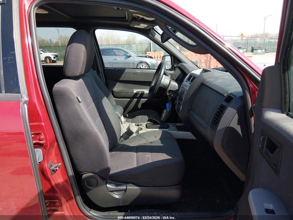 1FMCU0D74BKB45778 2011 FORD ESCAPE photo no. 5