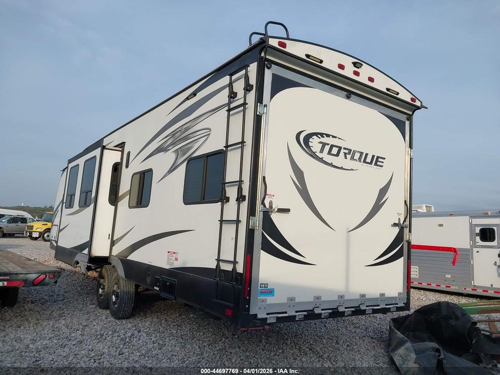 5SFCB3726HE324663 2017 HEARTLAND RVS TORQUE EXTREME LIGHT photo no. 3