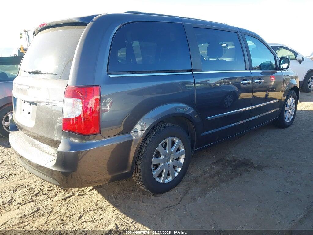2C4RC1BG5GR112131 2016 CHRYSLER TOWN & COUNTRY photo no. 4