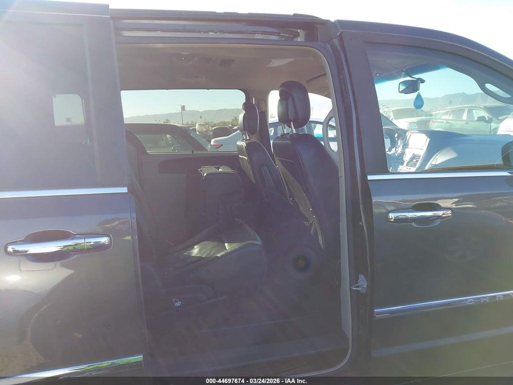 2C4RC1BG5GR112131 2016 CHRYSLER TOWN & COUNTRY photo no. 8