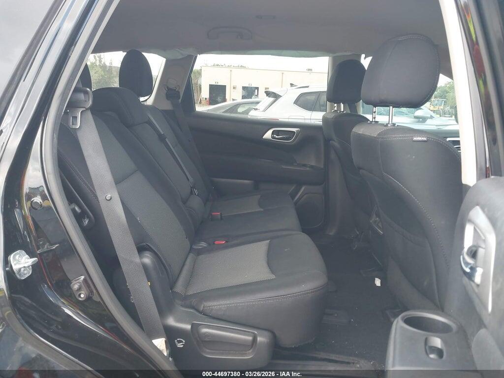 5N1DR2MN6HC634945 2017 NISSAN PATHFINDER photo no. 8