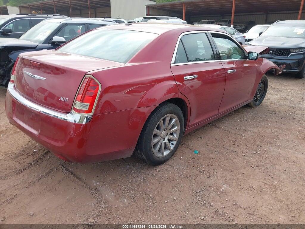 2C3CA5CG5BH533299 2011 CHRYSLER 300 photo no. 4