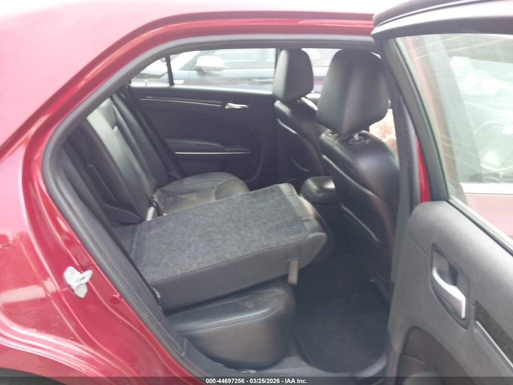 2C3CA5CG5BH533299 2011 CHRYSLER 300 photo no. 8