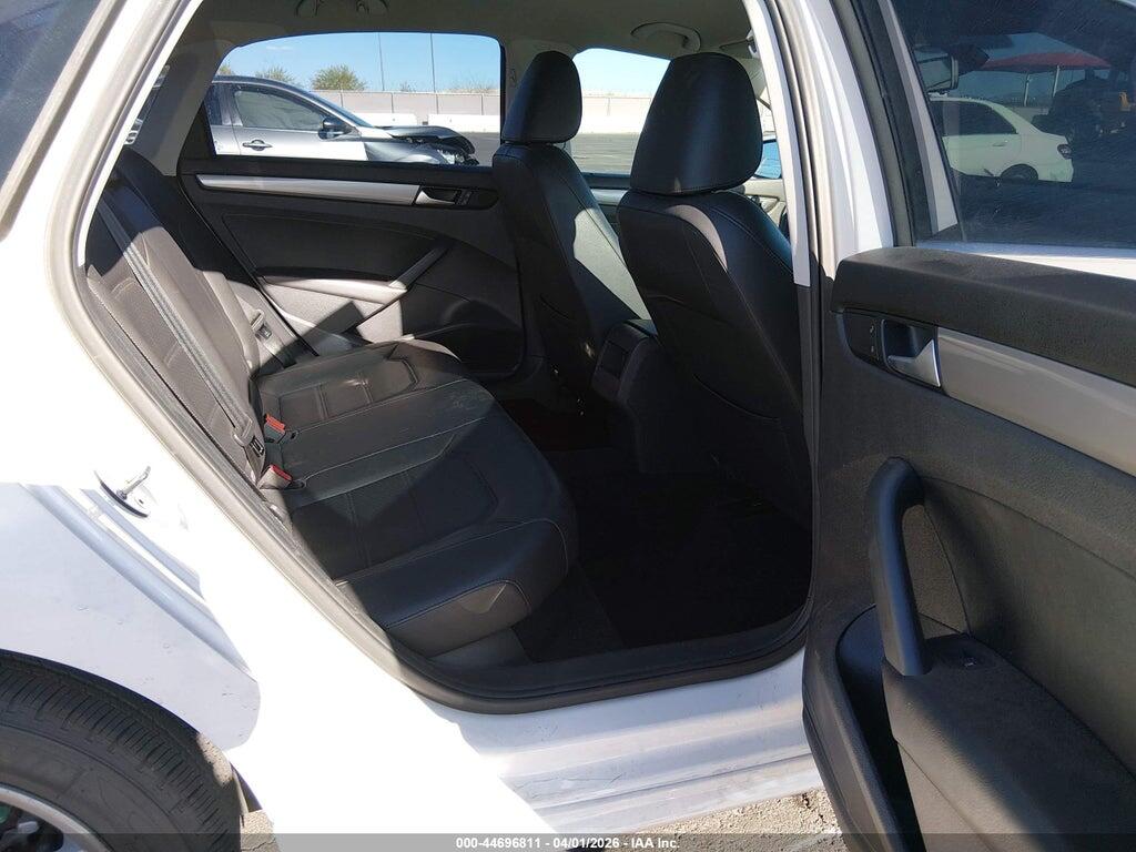 1VWAT7A32FC109691 2015 VOLKSWAGEN PASSAT photo no. 8