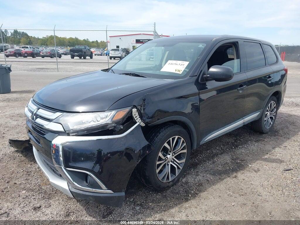 JA4AD2A33JZ001468 2018 MITSUBISHI OUTLANDER photo no. 2