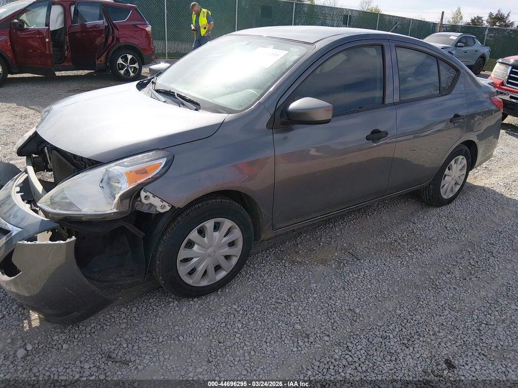 3N1CN7AP1KL826481 2019 NISSAN VERSA photo no. 2