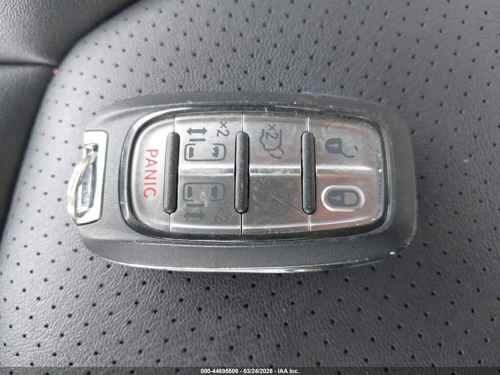 2C4RC1CG8SR611173 2025 CHRYSLER VOYAGER photo no. 11