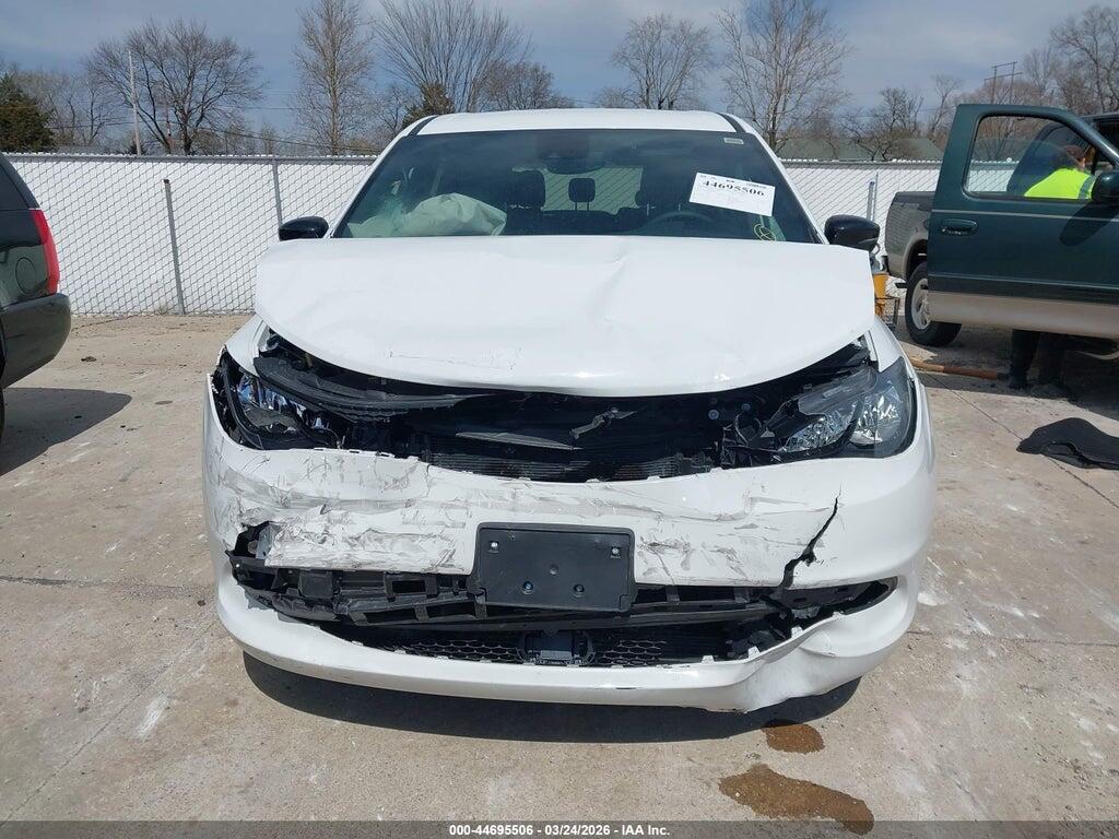 2C4RC1CG8SR611173 2025 CHRYSLER VOYAGER photo no. 12