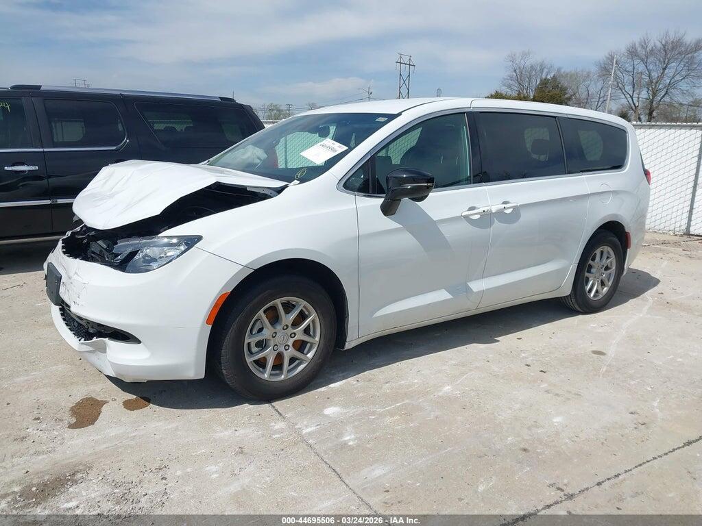 2C4RC1CG8SR611173 2025 CHRYSLER VOYAGER photo no. 2