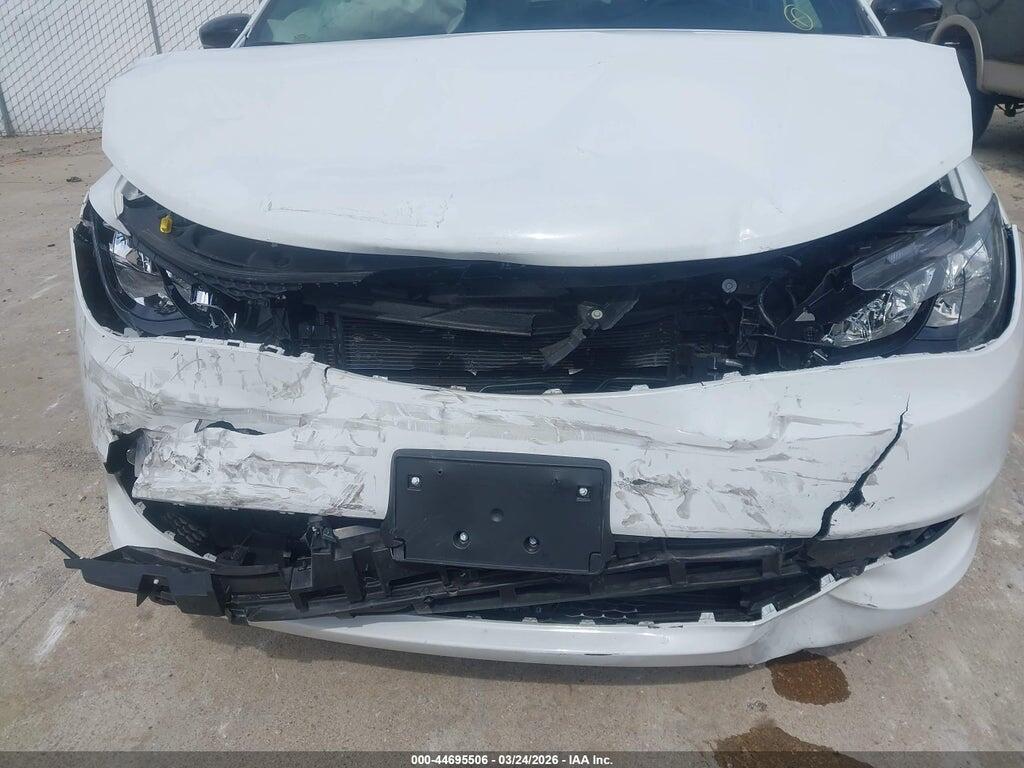 2C4RC1CG8SR611173 2025 CHRYSLER VOYAGER photo no. 6