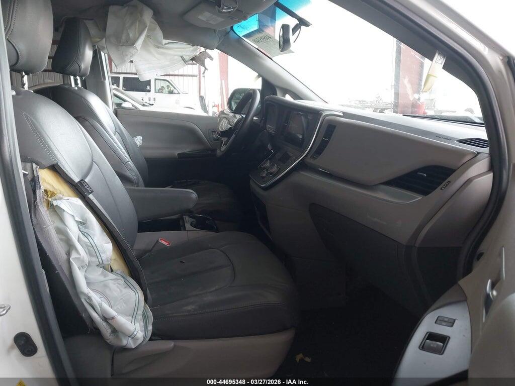 5TDKK3DC2FS667568 2015 TOYOTA SIENNA photo no. 5