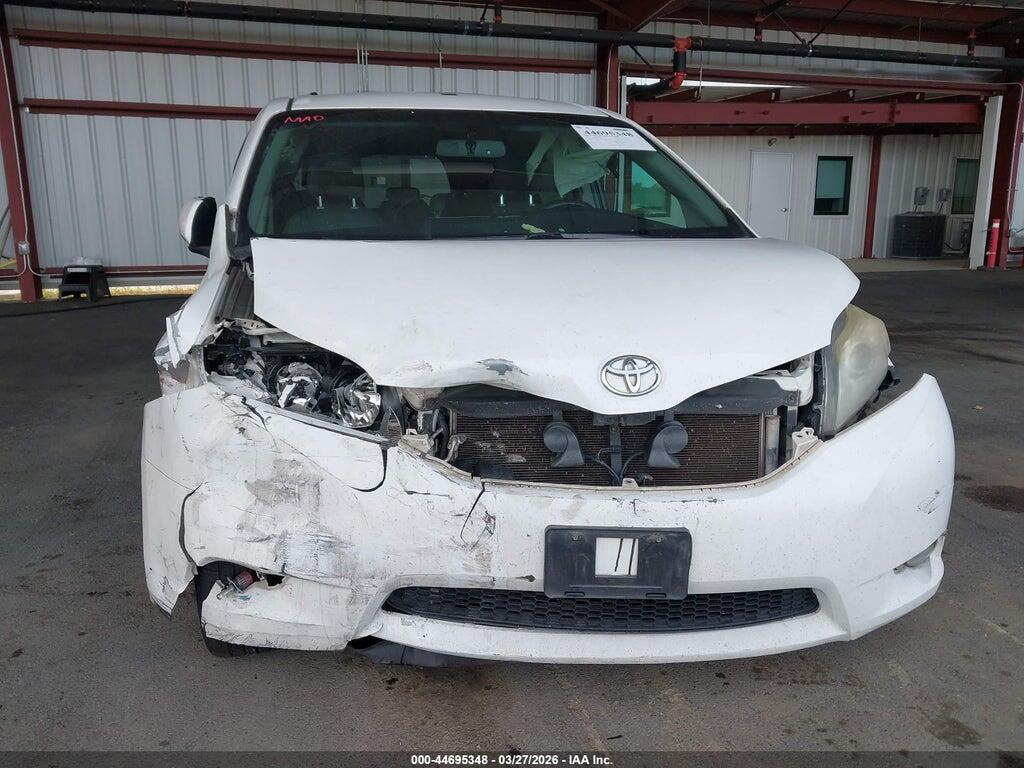 5TDKK3DC2FS667568 2015 TOYOTA SIENNA photo no. 6