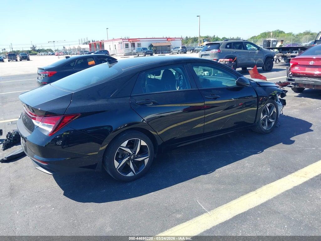 5NPLS4AG7PH098791 2023 HYUNDAI ELANTRA photo no. 4