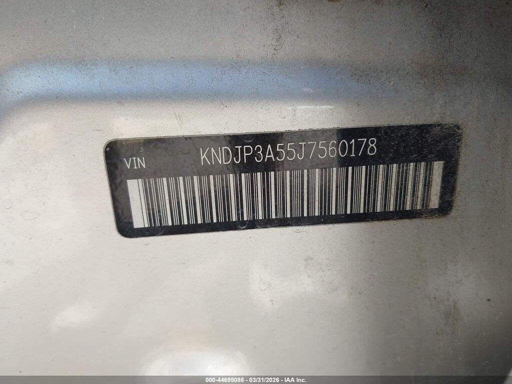 KNDJP3A55J7560178 2018 KIA SOUL photo no. 9