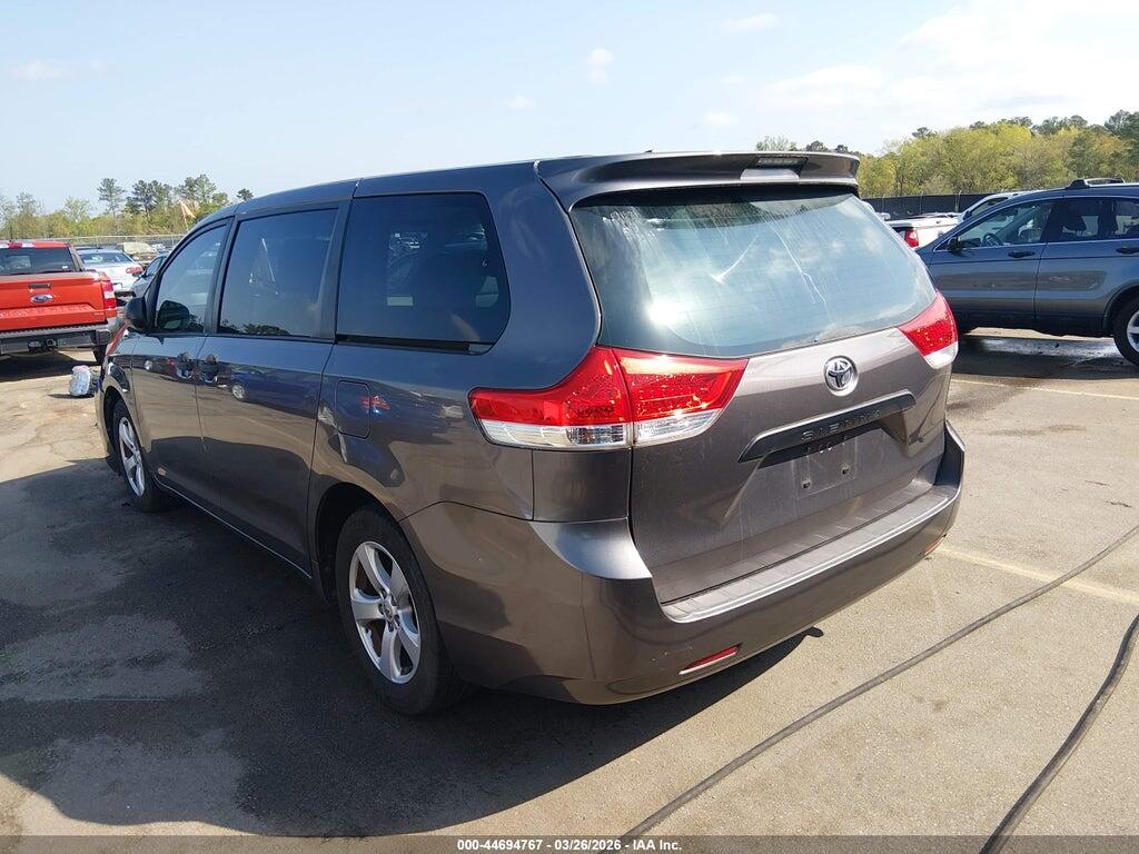 5TDZK3DC0DS316475 2013 TOYOTA SIENNA photo no. 3