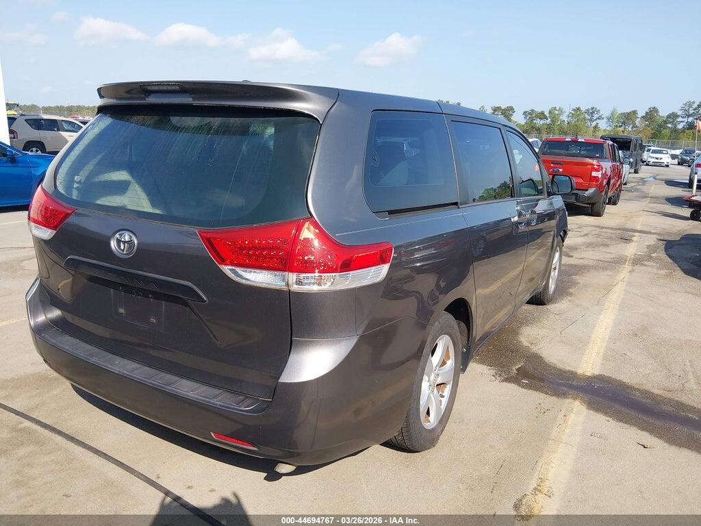5TDZK3DC0DS316475 2013 TOYOTA SIENNA photo no. 4