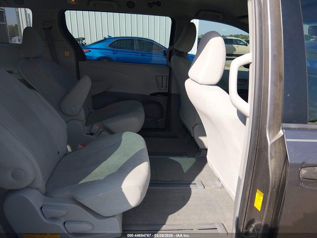 5TDZK3DC0DS316475 2013 TOYOTA SIENNA photo no. 8