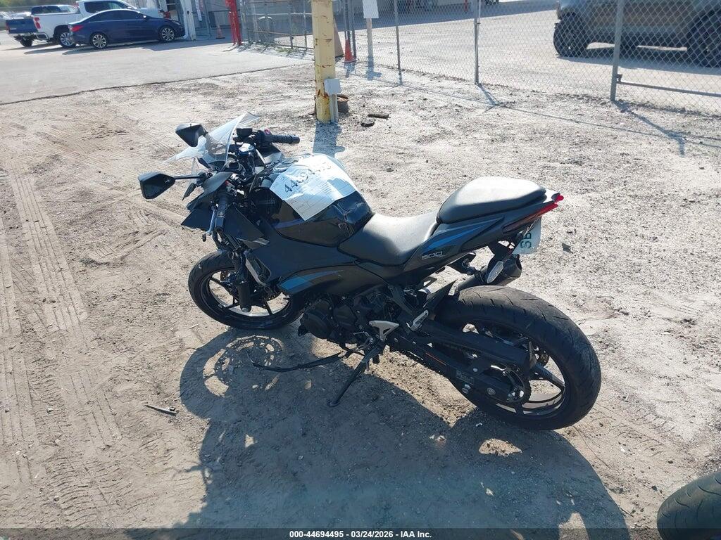 ML5EXGJ17SDA64921 2025 KAWASAKI EX500 photo no. 3