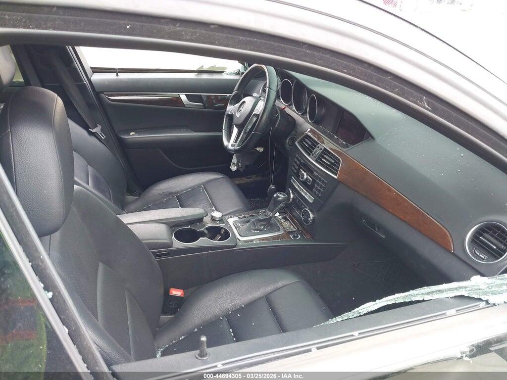 WDDGF8AB3ER303259 2014 MERCEDES-BENZ C 300 photo no. 5