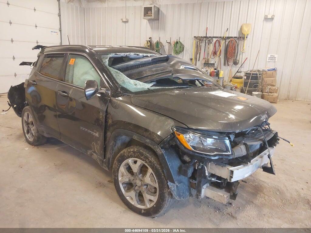 3C4NJDCB7JT238746 2018 JEEP COMPASS photo no. 1