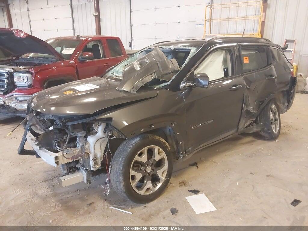 3C4NJDCB7JT238746 2018 JEEP COMPASS photo no. 2