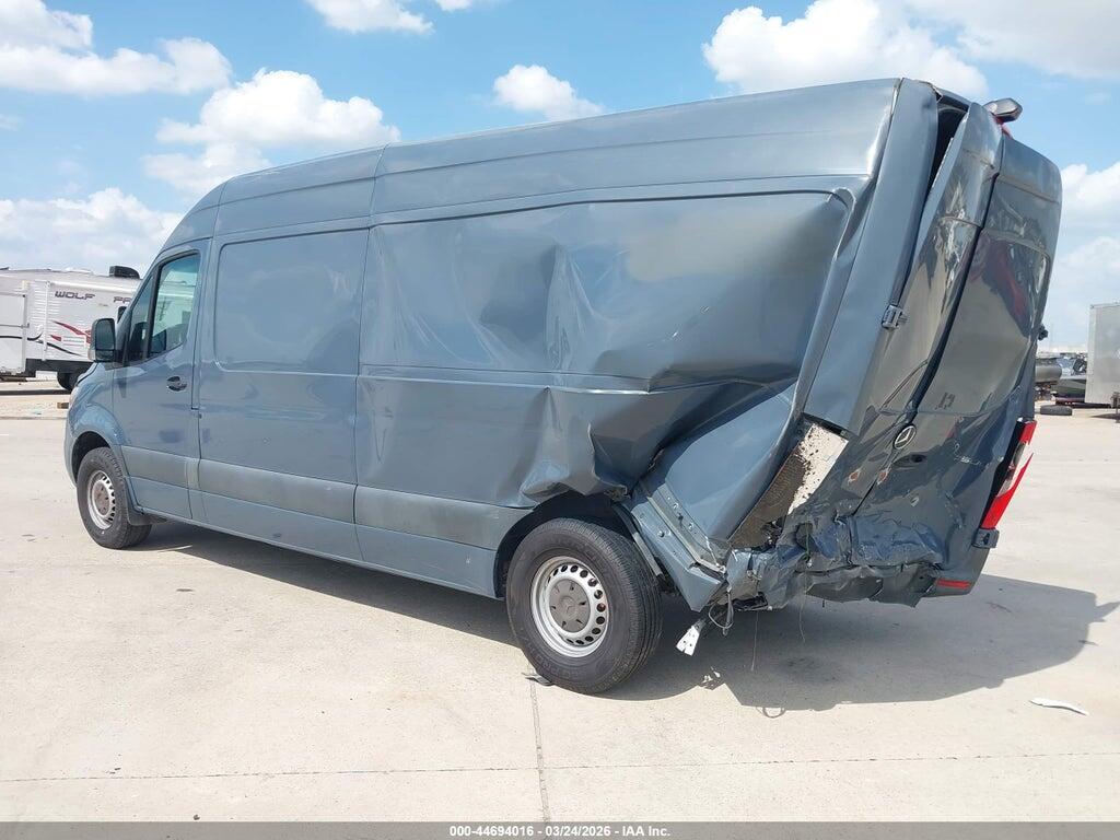 WD4PF1CD6KP113050 2019 MERCEDES-BENZ SPRINTER 2500 photo no. 3