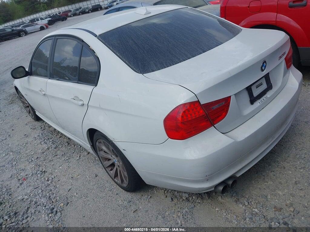 WBAPH7C56BE681694 2011 BMW 328I photo no. 3