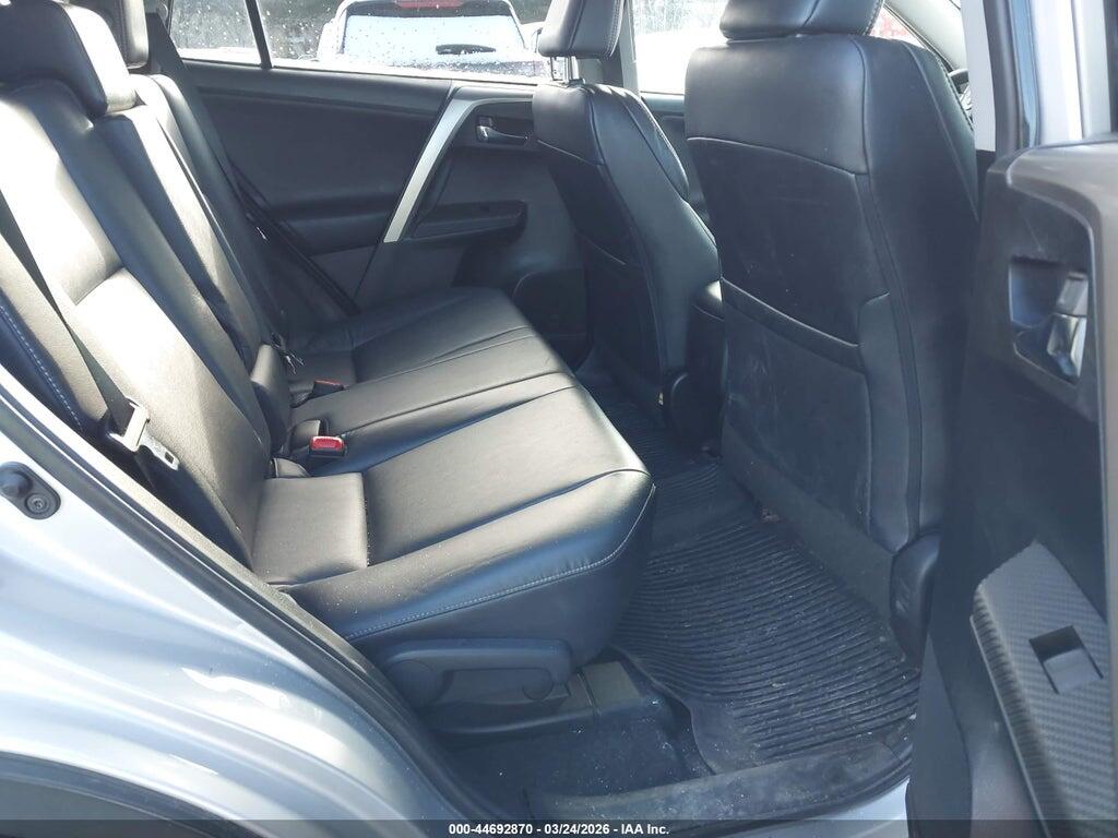 2T3DFREV7FW375722 2015 TOYOTA RAV4 photo no. 8