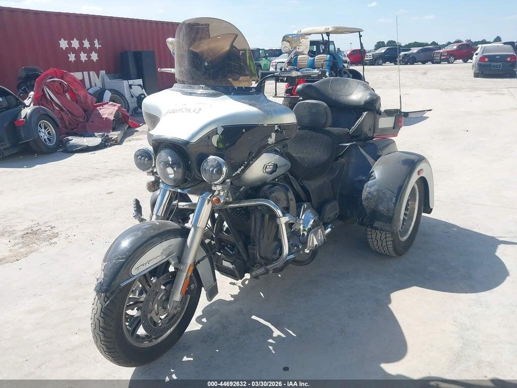 1HD1MAM18DB850887 2013 HARLEY-DAVIDSON FLHTCUTG photo no. 2