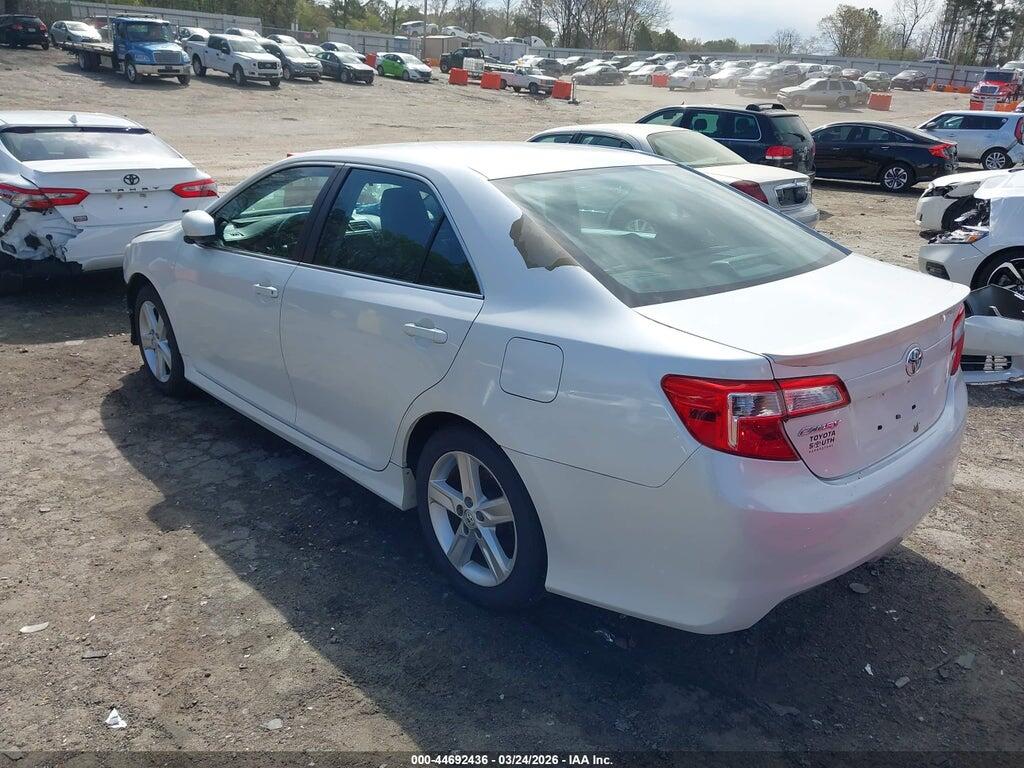 4T1BF1FK4EU454723 2014 TOYOTA CAMRY photo no. 3