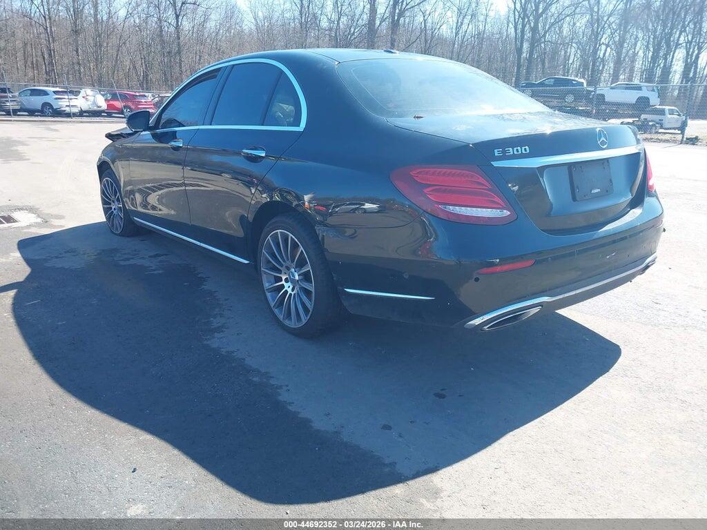 WDDZF4KB3JA435804 2018 MERCEDES-BENZ E 300 photo no. 3