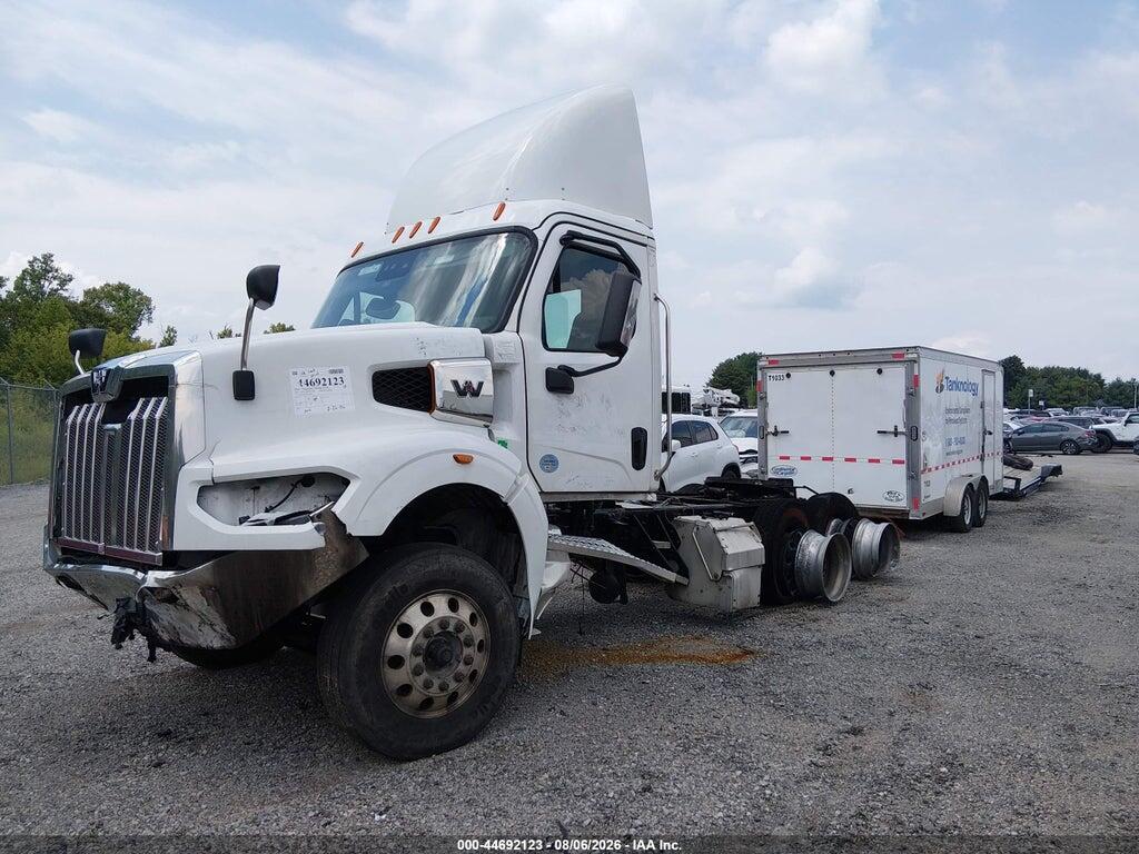 5KJJBWDR3PPUG8430 2023 WESTERN STAR 4800 SET BACK AXLE photo no. 2