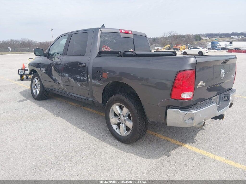 1C6RR7LT2KS599333 2019 RAM 1500 CLASSIC photo no. 3