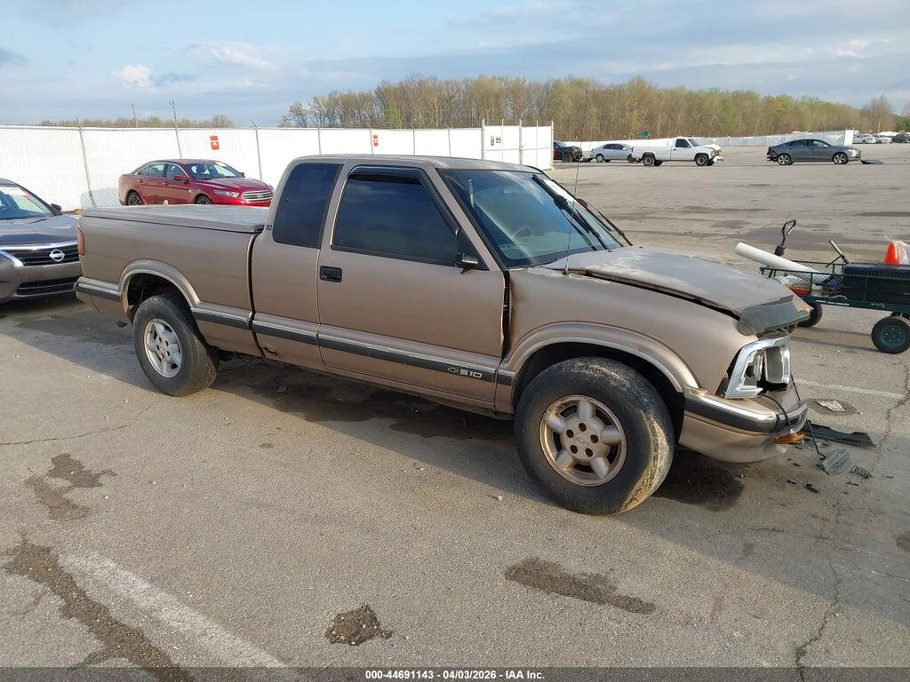 1GCDT19X6V8142604 1997 CHEVROLET T10 photo no. 1