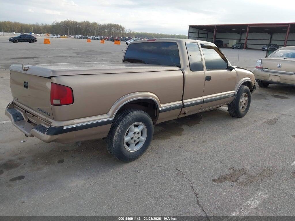 1GCDT19X6V8142604 1997 CHEVROLET T10 photo no. 4