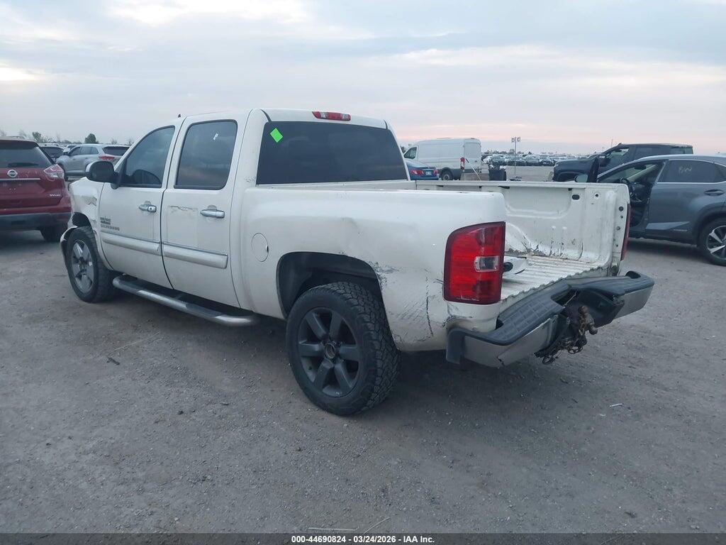 3GCPCSE08BG405418 2011 CHEVROLET SILVERADO 1500 photo no. 3