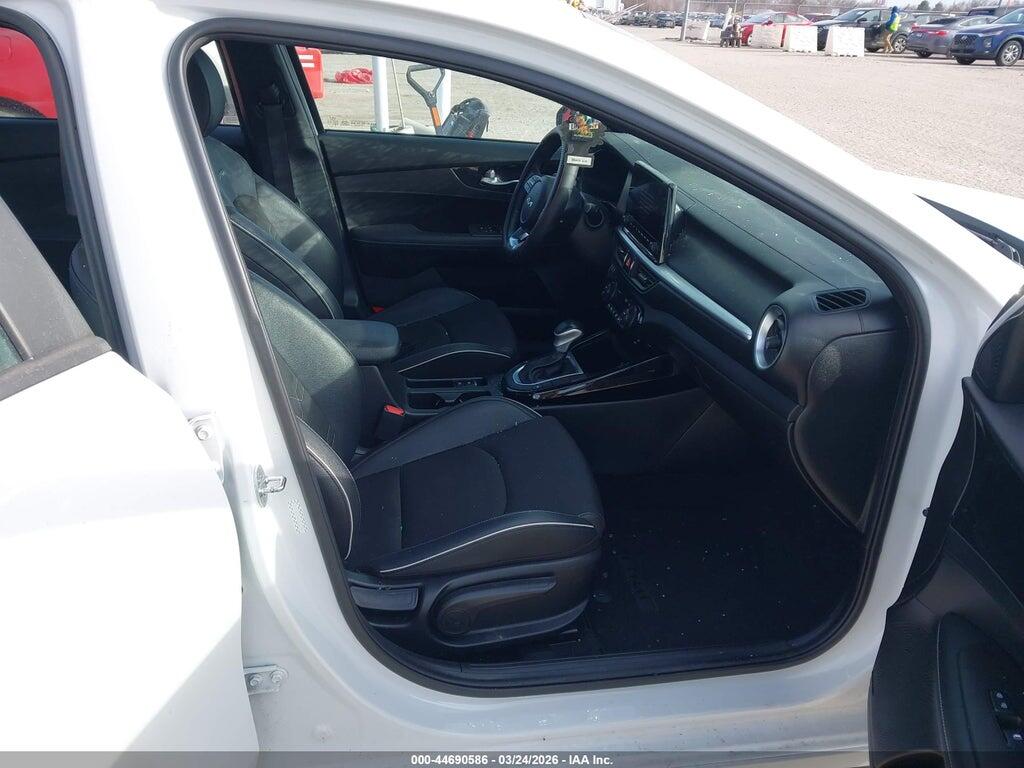 3KPF54AD4PE616774 2023 KIA FORTE photo no. 5