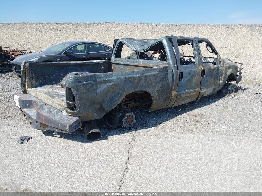 1FTSW21PX6EB00603 2006 FORD F-250 photo no. 4