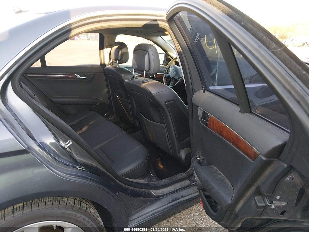WDDGF81X78F110310 2008 MERCEDES-BENZ C 300 photo no. 8