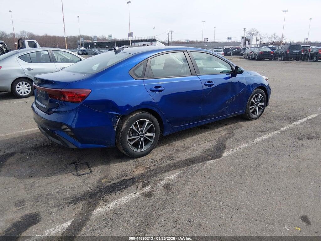 3KPF24AD4PE553328 2023 KIA FORTE photo no. 4
