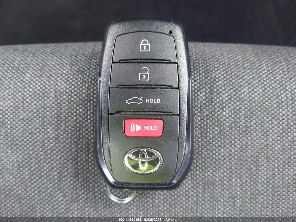 4T1DAACK0TU261915 2026 TOYOTA CAMRY photo no. 11