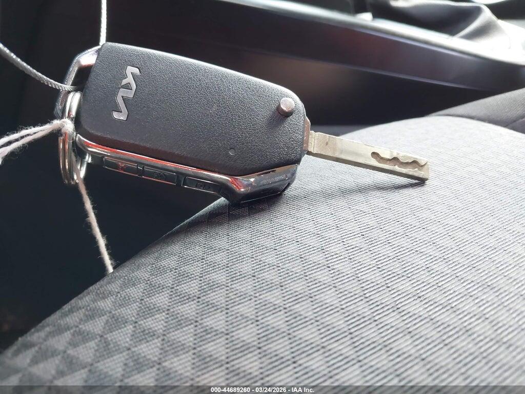 KNDJ23AU2N7159604 2022 KIA SOUL photo no. 11