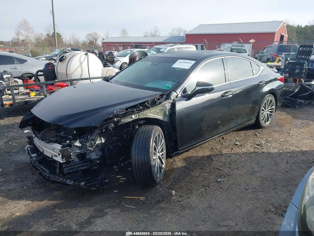 58ADA1C13SU060234 2025 LEXUS ES 300H photo no. 2