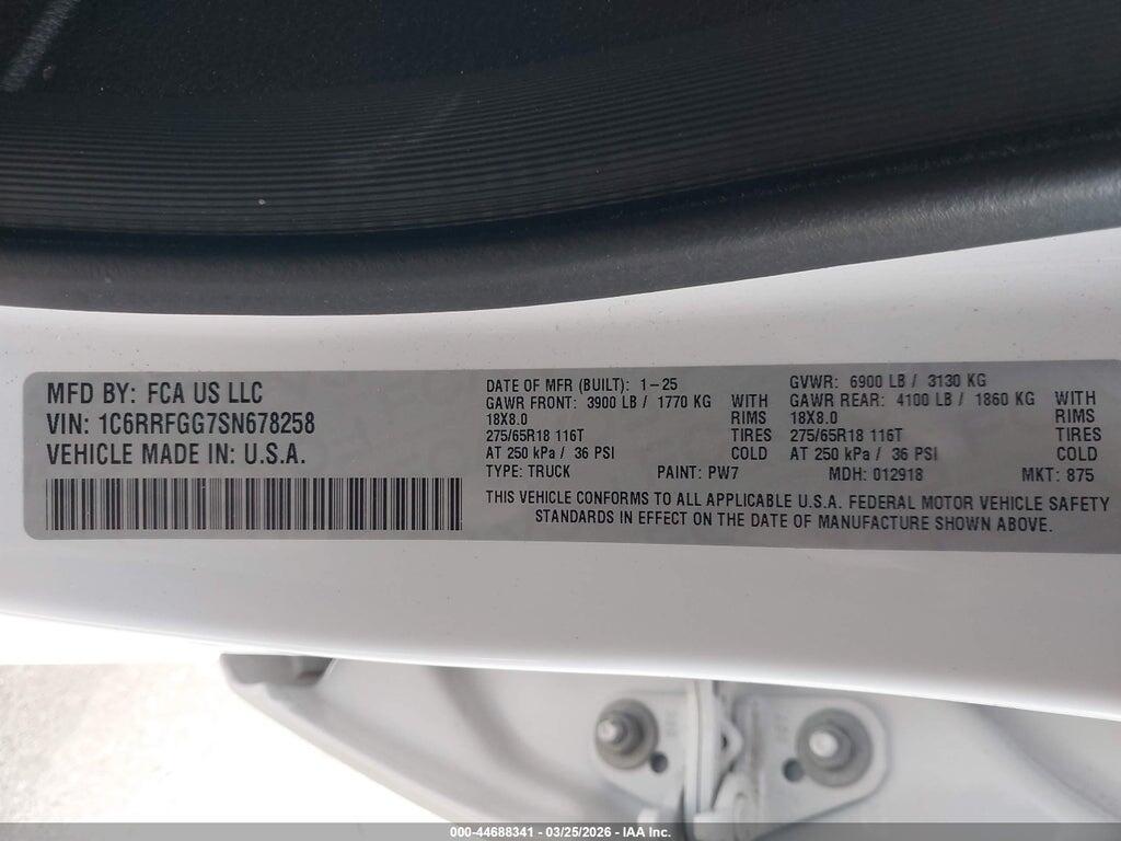 1C6RRFGG7SN678258 2025 RAM 1500 photo no. 9