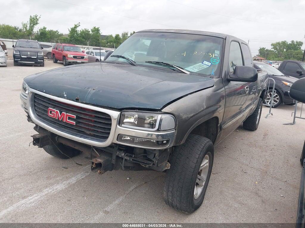 1GTEC19T7YZ154700 2000 GMC SIERRA 1500 photo no. 2