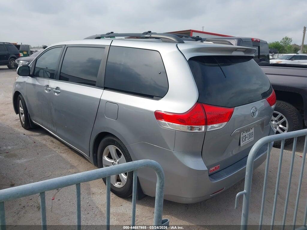 5TDKK3DC8ES482584 2014 TOYOTA SIENNA photo no. 3
