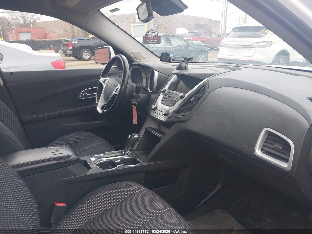2GNALCEK4H1509281 2017 CHEVROLET EQUINOX photo no. 5